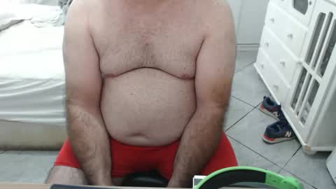 Snapshot of beastbearmg chatting on 10/08/25, 01:31 beastbearmg online show from 10/08/25, 01:31