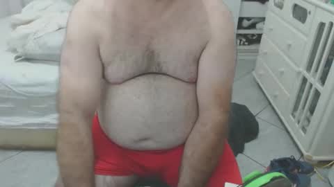 Snapshot of beastbearmg chatting on 10/30/25, 12:12 beastbearmg online show from 10/30/25, 12:12