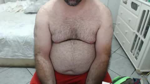 Snapshot of beastbearmg chatting on 11/01/25, 11:40 beastbearmg online show from 11/01/25, 11:40