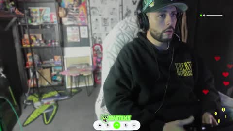 Snapshot of beastbxy chatting on 01/27/25, 05:03 beast bxy online show from 01/27/25, 05:03