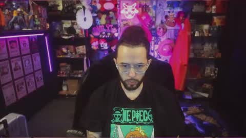 Snapshot of beastbxy chatting on 11/06/25, 01:06 beast bxy online show from 11/06/25, 01:06