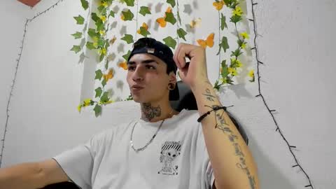 Snapshot of beatandtalk chatting on 12/02/25, 05:52 beatandtalk online show from 12/02/25, 05:52