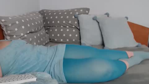 Snapshot of beatrice26 chatting on 03/09/26, 01:37 beatrice26 online show from 03/09/26, 01:37