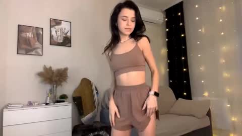 Katie online show from 11/27/25, 01:46