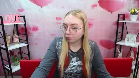 Snapshot of beatriceflyy chatting on 02/28/26, 01:12 BeatriceFlyy online show from 02/28/26, 01:12