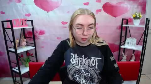 Snapshot of beatriceflyy chatting on 03/07/26, 01:30 BeatriceFlyy online show from 03/07/26, 01:30