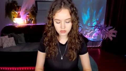 BeatriceWild online show from 05/05/26, 10:23