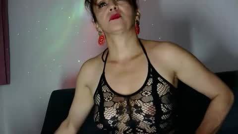 Snapshot of beatricez1 chatting on 04/07/26, 01:50 Chanel online show from 04/07/26, 01:50