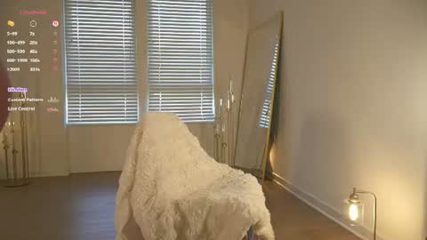 Snapshot of beatrix_rich chatting on 06/20/26, 06:00 beatrix_rich online show from 06/20/26, 06:00