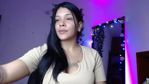 Snapshot of beautibellah chatting on 02/03/26, 02:10 beautibellah online show from 02/03/26, 02:10