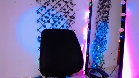 Snapshot of beautibellah chatting on 02/10/26, 02:04 beautibellah online show from 02/10/26, 02:04