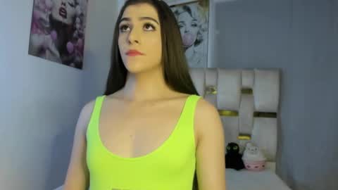 Valeria online show from 12/14/25, 11:53