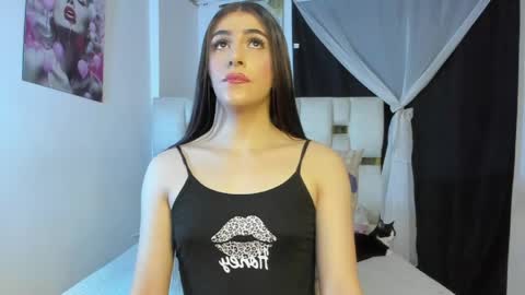 Valeria online show from 04/11/26, 01:21