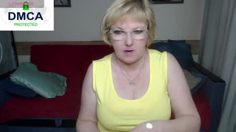 Snapshot of beautiful_lina7 chatting on 04/04/26, 06:44 your Lana online show from 04/04/26, 06:44