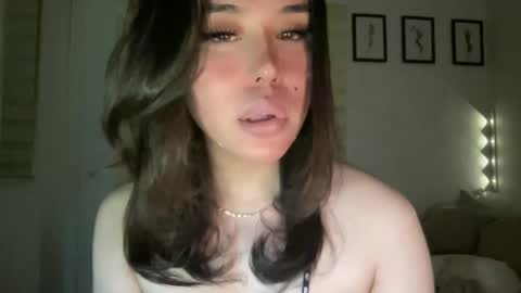 Snapshot of beautiful_lust69 chatting on 03/28/26, 04:28 Sweet Aya online show from 03/28/26, 04:28
