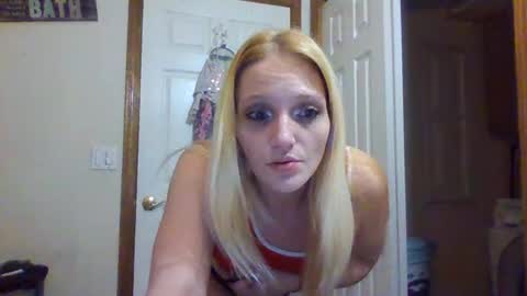 Julie Nicole online show from 12/04/24, 06:55