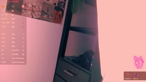 Chleo online show from 09/30/25, 01:32