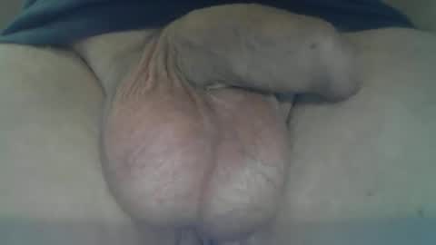 Snapshot of beautifulcock56 chatting on 05/12/26, 08:28 Xander online show from 05/12/26, 08:28