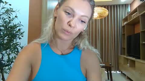 Beautifulkollette online show from 09/16/25, 04:57