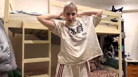 Snapshot of beautifultips chatting on 03/05/26, 05:31 Mia online show from 03/05/26, 05:31