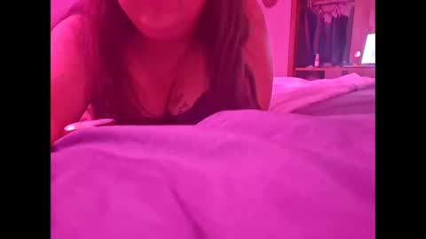 Snapshot of beautifulxxdisaster22 chatting on 10/02/25, 03:13 kalysta online show from 10/02/25, 03:13