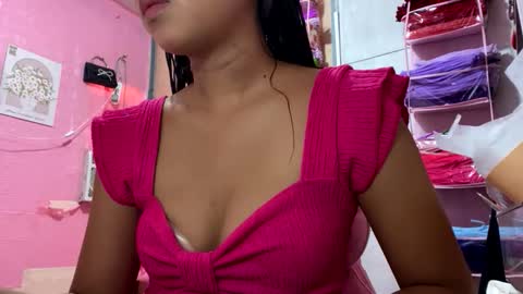 Snapshot of beauty_abby chatting on 05/18/26, 03:57 beauty_abby online show from 05/18/26, 03:57