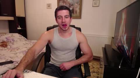 Snapshot of beauty_hard_beast chatting on 11/08/25, 01:22 Mia and Jake online show from 11/08/25, 01:22