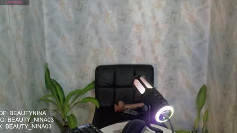 Snapshot of beauty_nina chatting on 01/15/26, 01:48 beauty_nina online show from 01/15/26, 01:48