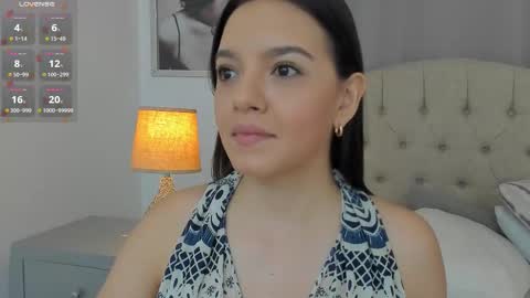 Ariana Reyes online show from 10/06/25, 12:35