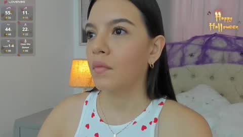 Ariana Reyes online show from 10/13/25, 12:38