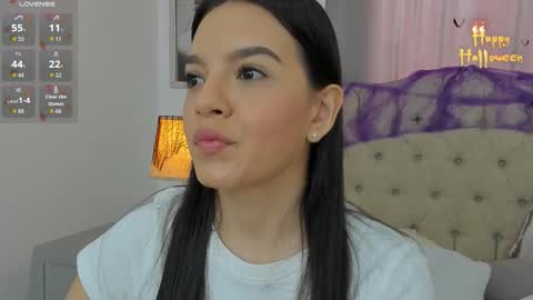 Ariana Reyes online show from 10/23/25, 12:37