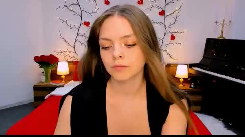 Gloria online show from 10/13/25, 01:11