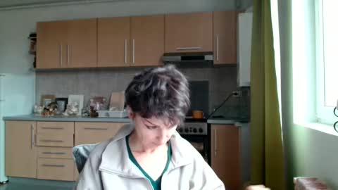 Raluca online show from 12/14/25, 12:21