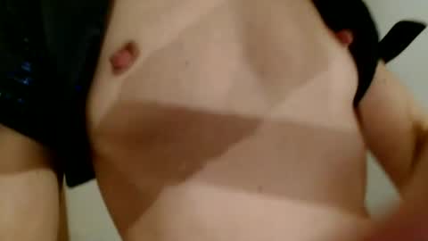 Snapshot of bebacksooon chatting on 02/27/26, 10:43 Raluca online show from 02/27/26, 10:43