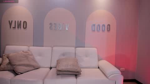 Am Becca online show from 11/09/25, 06:06