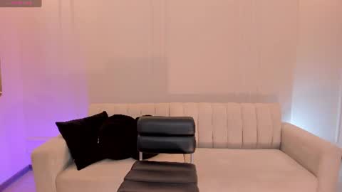 Am Becca online show from 06/25/26, 11:59