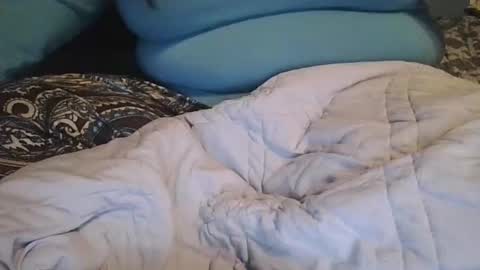 beccabee37 online show from 02/11/26, 11:04