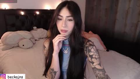 Marzhie online show from 11/27/25, 04:03