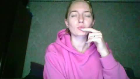 BeckiXOlensy online show from 05/30/26, 04:59