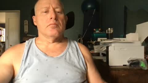 Snapshot of beckster040 chatting on 07/21/26, 11:40 beckster online show from 07/21/26, 11:40