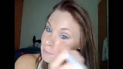 Snapshot of becky2994 chatting on 10/27/25, 05:55 BECKY BOO online show from 10/27/25, 05:55