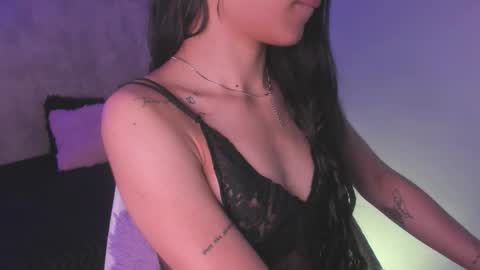 becky__g online show from 11/21/25, 10:19