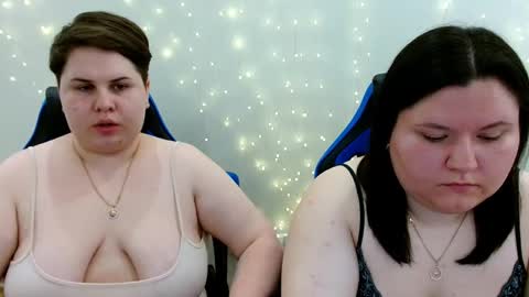 Snapshot of beckyandellen chatting on 05/28/26, 10:23 BeckyAndEllen online show from 05/28/26, 10:23