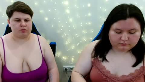 Snapshot of beckyandellen chatting on 06/29/26, 10:15 BeckyAndEllen online show from 06/29/26, 10:15