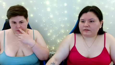 Snapshot of beckyandellen chatting on 07/04/26, 09:26 BeckyAndEllen online show from 07/04/26, 09:26