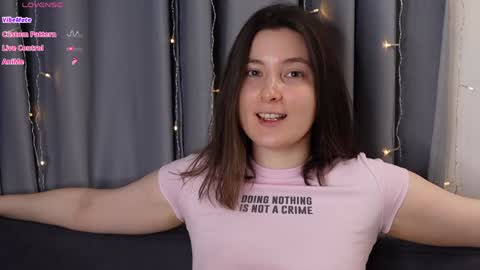 Snapshot of beckymartens chatting on 10/21/25, 12:22 BeckyMartens come join me on while im offline here online show from 10/21/25, 12:22