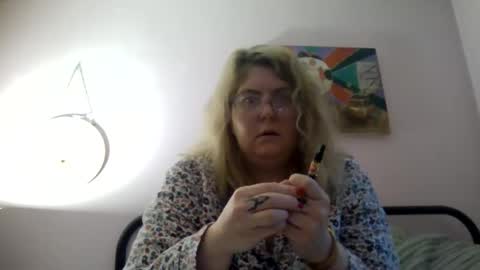 Snapshot of bedbandits chatting on 11/18/25, 11:36 Bedbandits69 online show from 11/18/25, 11:36