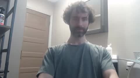 Snapshot of bedghost chatting on 02/08/26, 09:51 bedghost online show from 02/08/26, 09:51