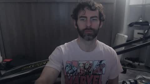 Snapshot of bedghost chatting on 03/05/26, 09:11 bedghost online show from 03/05/26, 09:11