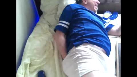 Snapshot of bedwetboy chatting on 05/29/26, 12:14 Bedwetboys online show from 05/29/26, 12:14